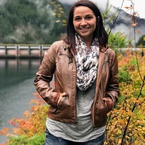 Meet your Posher, Rebekah